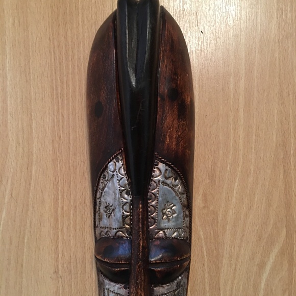 HOST PICK! Ghana Handcrafted Wood & Metal Mask Wall Hanging - Picture 3 of 7